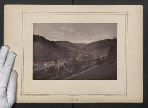 Fotografie Carl Fuchs, Calw, Ansicht Calw, Blick entlang den Bahngleisen nach der Stadt