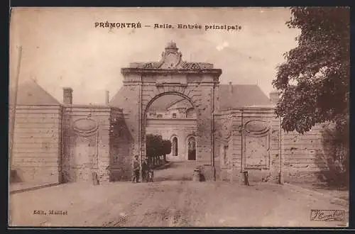 AK Prémontré, Aisle, Entrée principale