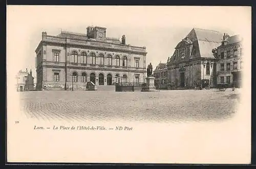 AK Laon, La Place de l`Hotel-de-Ville