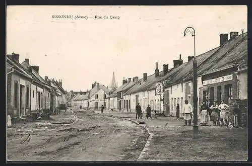 AK Sissonne /Aisne, Rue du Camp, Strassenpartie