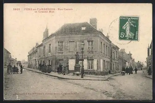 AK Fère-en-Tardenois, Rue Carnot et Grande Rue, Strassenpartien