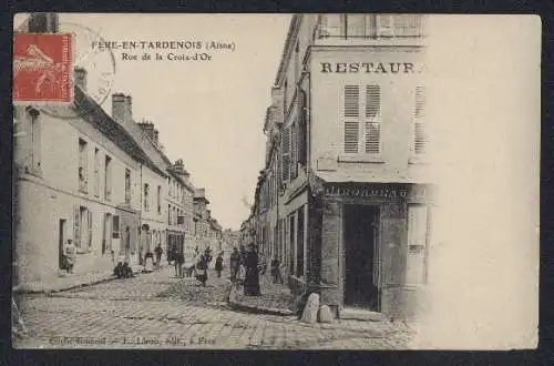 AK Fère-en-Tardenois /Aisne, Rue de la Croix-d`Or, Strassenpartie