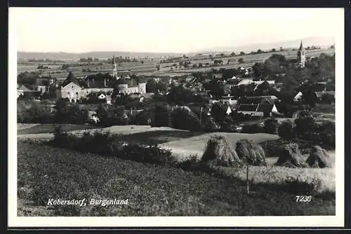 AK Kobersdorf /Burgenland, Ortsansicht mit Umgebung