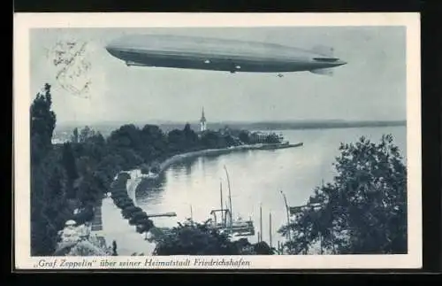 AK Friedrichshafen, Luftschiff Graf Zeppelin über der Heimatstadt