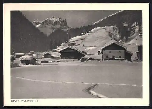 AK Davos-Frauenkirch, Blick zum Ort im Winter