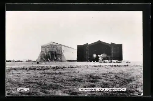 AK Cardington, The Hangars RAF, Zeppelin