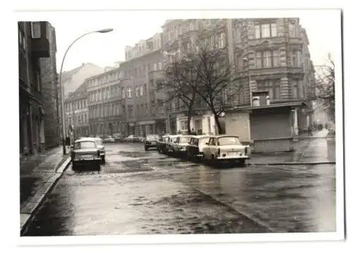 Fotografie unbekannter Fotograf, Ansicht Berlin-Mitte, Wohnhäuser Auguststrasse