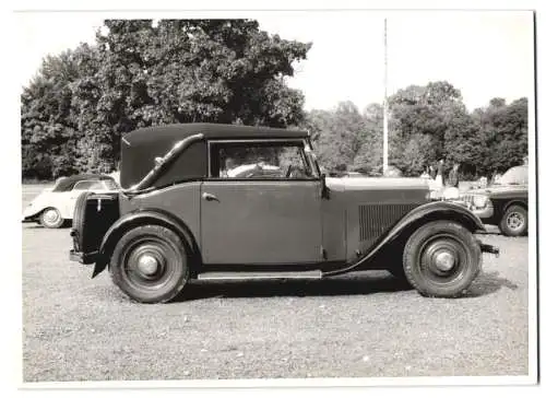 Fotografie H.-J. Klein, Unterpfaffenhofen, Auto Mercedes Benz 170 Cabriolet, PKW in Augsburg 1970