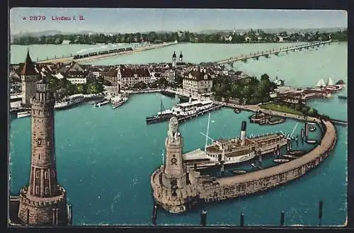 AK Lindau i. B., Hafeneinfahrt mit Leuchtturm und Dampfer