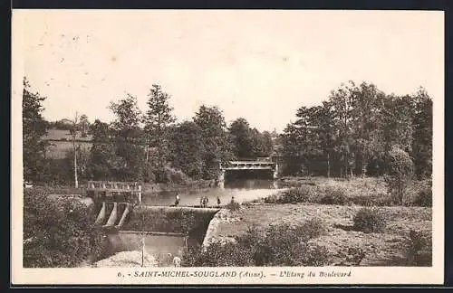 AK Saint-Michel-Sougland /Aisne, L`Etang du Boulevard