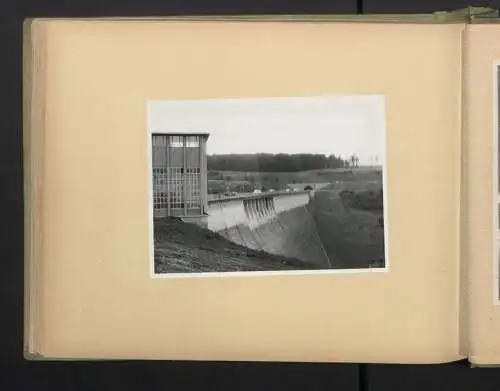 Fotoalbum mit 61 Fotografien, Magdeburg, II. Internationale DDR Eisenbahnermeisterschaft im Boxen 1961