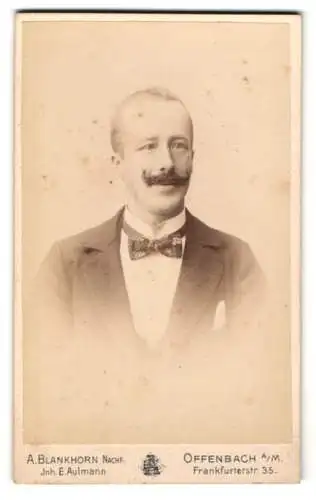 Fotografie A. Blankhorn Nachf., Offenbach a/M., Frankfurterstr. 35, Portrait eines Herren mit Schnurrbart