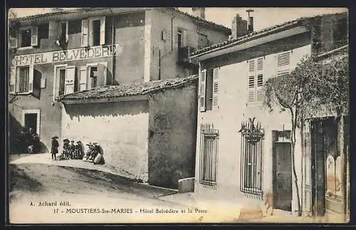 AK Moustiers-Ste-Maries, Hotel Belvedere et la Poste