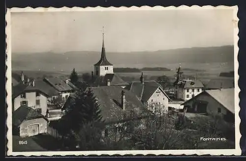 AK Fontaines, Ortsansicht mit Café und Kirche