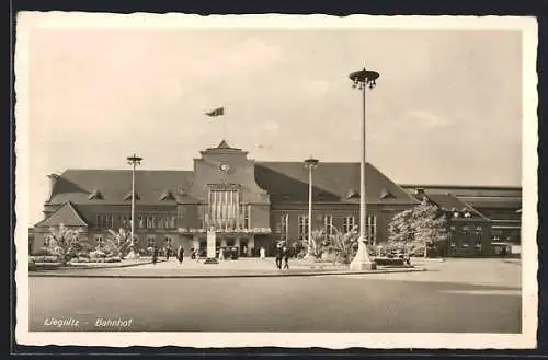 AK Liegnitz, Blick auf den Bahnhof,