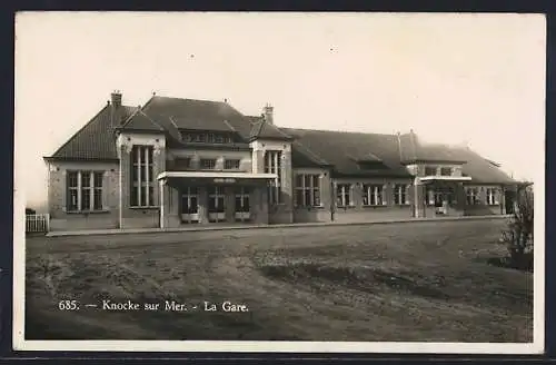 AK Knocke sur Mer, La Gare