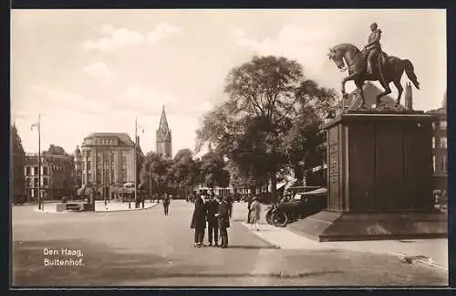 AK Den Haag, Buitenhof mit Denkmal