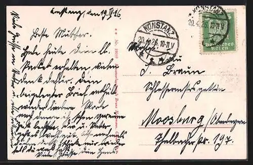 AK Konstanz a. Bodensee, Strassenpartie mit Kirche