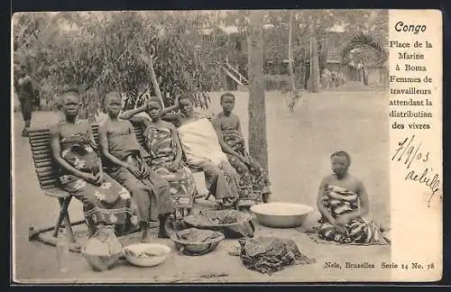 AK Congo, Place de la Marine a Boma Femmes de travailleurs attendant la distribution des vivres