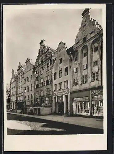 AK Elbing / Elblag, Spieringstrasse Nr. 2 & 6 mit mittelalterlichen Fassaden und barocken Giebeln