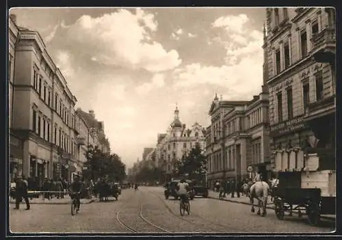 AK Bromberg / Bydgoszcz, Blick in die Strasse