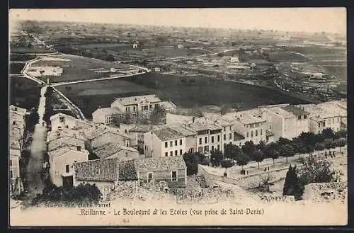 AK Reillanne, Le Boulevard et les Ecoles, Vue prise de Saint-Denis