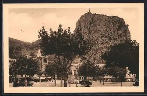 AK Castellane, La Place et le ROcher de la Vierge