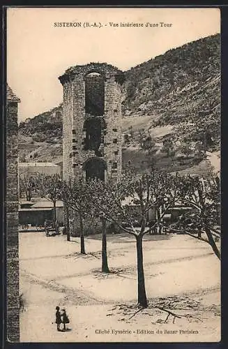 AK Sisteron /B.-A., Vue intérieur d`une Tour