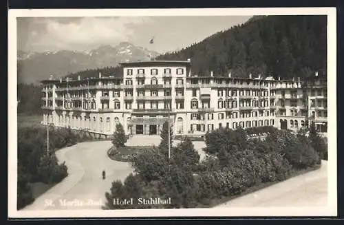 AK St. Moritz-Bad, Hotel Stahlbad mit Strassenpartie