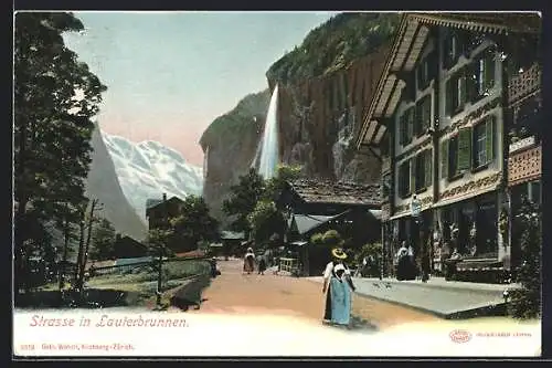 AK Lauterbrunnen, Strasse im Ort, Wasserfall, Restauration