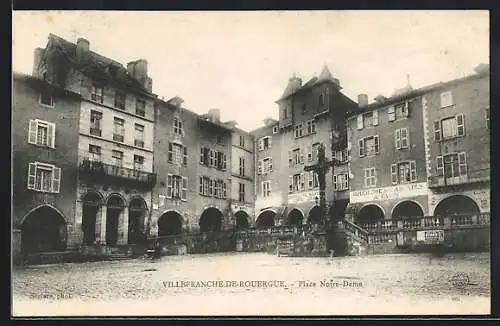 AK Villefranche-de-Rouergue, Place Notre-Dame