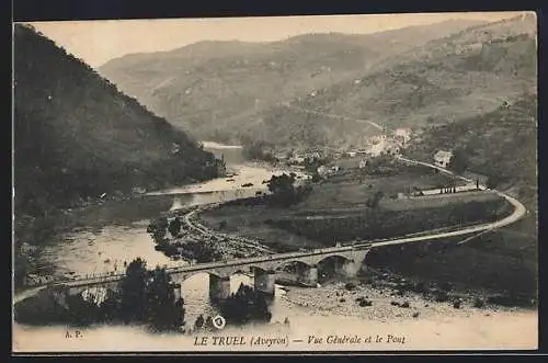 AK Le Truel /Aveyron, Vue Générale et le Pont