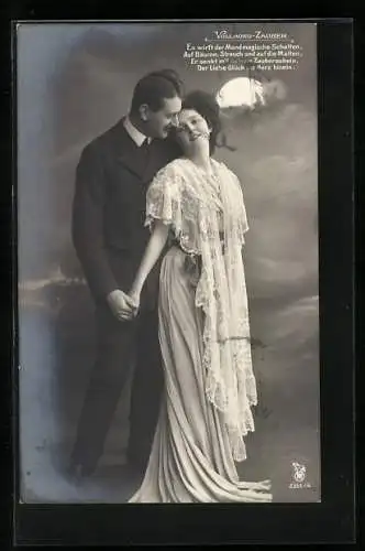 Foto-AK RPH Nr. 2351 /4: Mann und Frau in edler Garderobe in inniger Pose