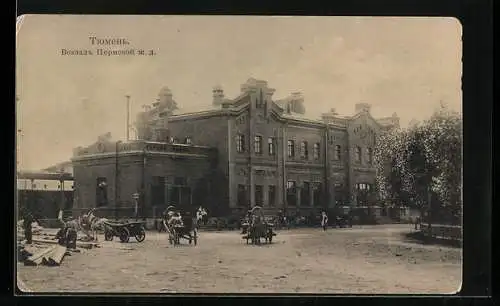 AK Tjumen, Kutschen vor dem Bahnhof