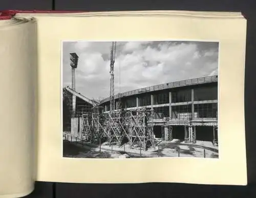 Fotoalbum mit 73 Fotografien, Ansicht Wien, Ernst-Happel-Stadion /Praterstadion, Ausbau 1956-1959, Baumeister