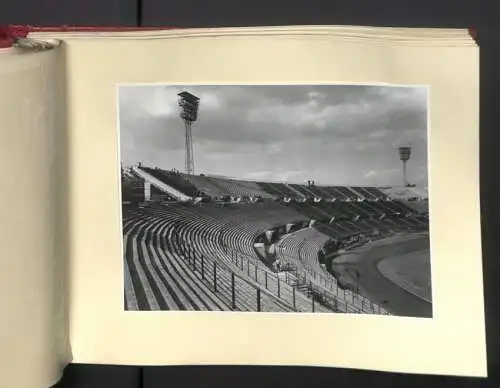 Fotoalbum mit 73 Fotografien, Ansicht Wien, Ernst-Happel-Stadion /Praterstadion, Ausbau 1956-1959, Baumeister