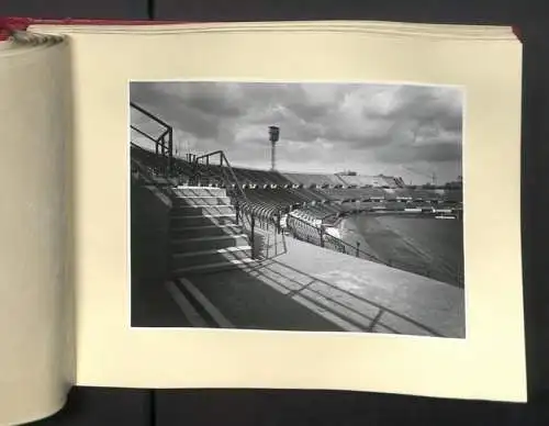 Fotoalbum mit 73 Fotografien, Ansicht Wien, Ernst-Happel-Stadion /Praterstadion, Ausbau 1956-1959, Baumeister