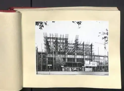 Fotoalbum mit 73 Fotografien, Ansicht Wien, Ernst-Happel-Stadion /Praterstadion, Ausbau 1956-1959, Baumeister