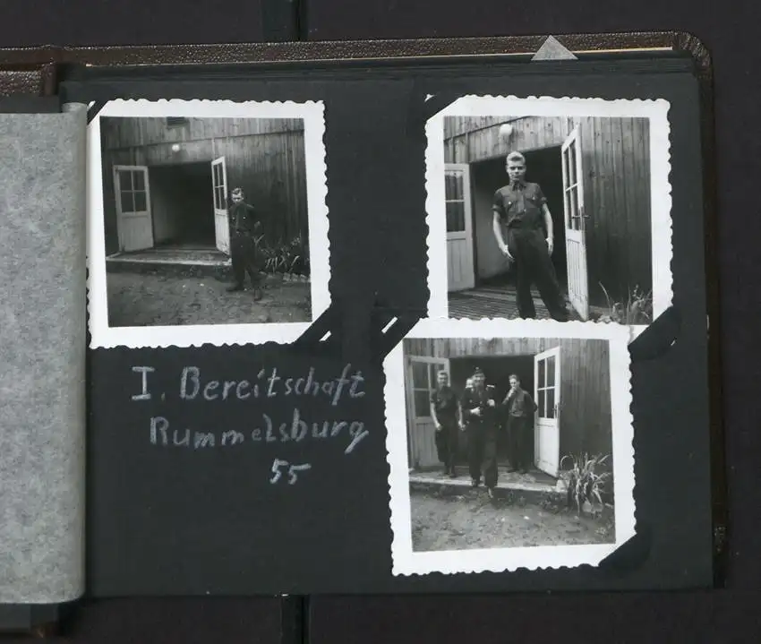 Fotoalbum mit 33 Fotografien, KVP Grenzregiment 36, Berlin-Rummelsburg, Kasernierte Volkspolizei, Uniform, 1955 2