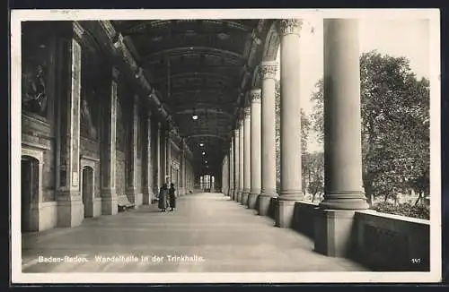 AK Baden-Baden, Wandelhalle in der Trinkhalle