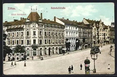 AK Zittau, Bahnhofstrasse mit Hotel Reichshof