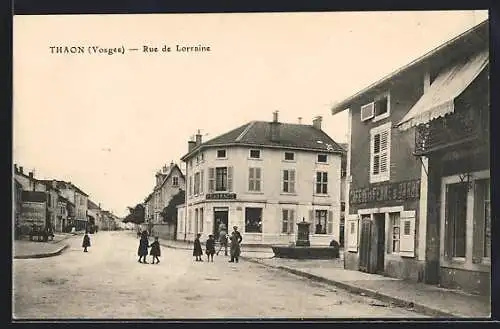 AK Thaon-les-Vosges, Rue de Lorraine