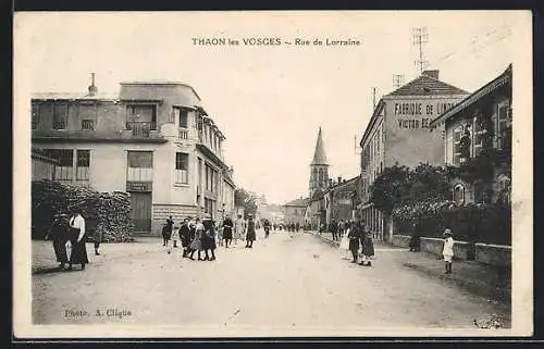 AK Thaon-les-Vosges, Rue de Lorraine