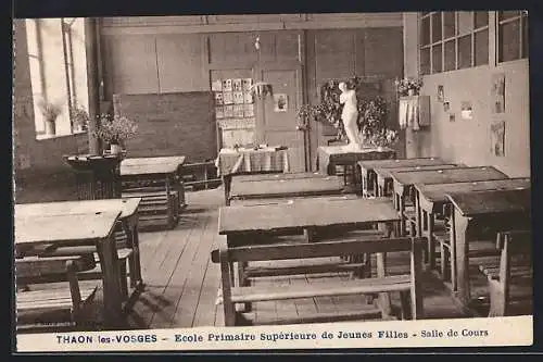 AK Thaon-les-Vosges, Ecole Peimaire Supèrieure de Jeunes Filles-Salle de Cours