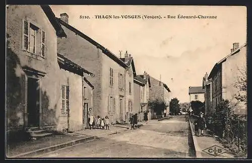 AK Thaon-les-Vosges, Rue Èdouard Chavane