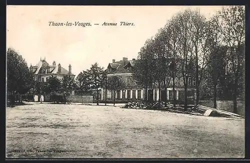 AK Thaon-les-Vosges, Avenue Thiers