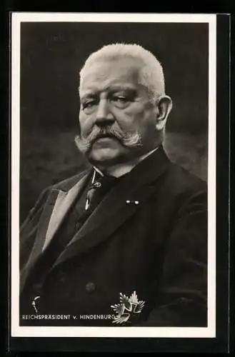 AK Portrait des Reichspräsidenten Paul von Hindenburg