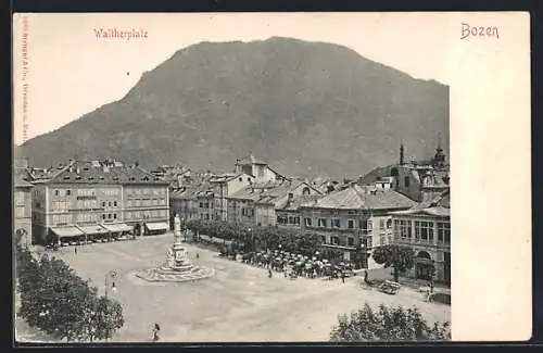 AK Bozen, Waltherplatz mit Cafes und Hotels