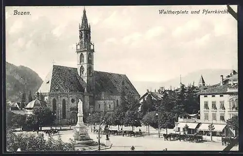 AK Bozen, Waltherplatz und Pfarrkirche, Pferdekutschen