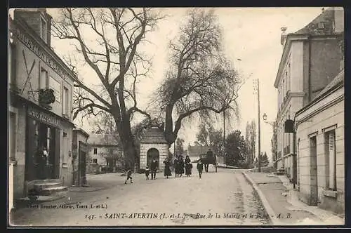 AK Saint-Avertin /I.-et-L., Rue de la Mairie et le Pont